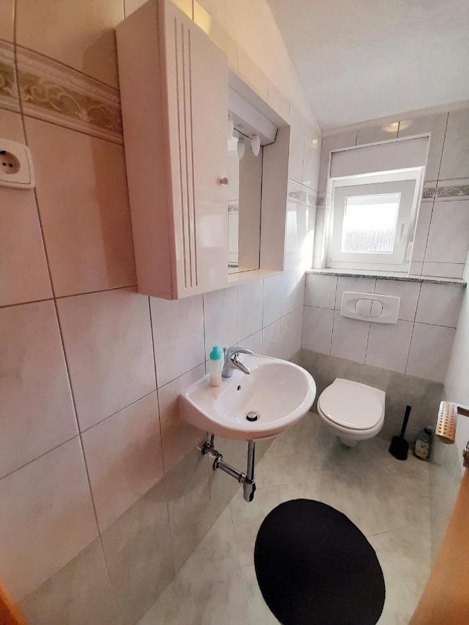 Apartment Nicole أوماغ المظهر الخارجي الصورة