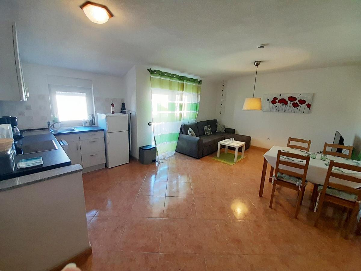 Apartment Nicole أوماغ المظهر الخارجي الصورة